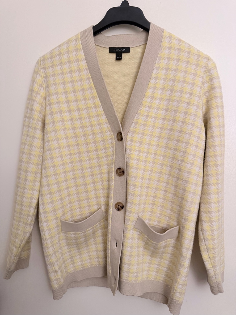 Ann Taylor Pale Yellow Houndstooth V-Neck Cardigan